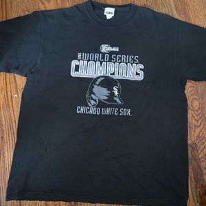 2005 World Series tee white sox